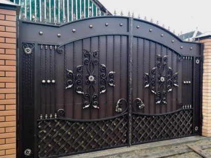 Кованые ворота: вдохновляющие фото для вашего дома