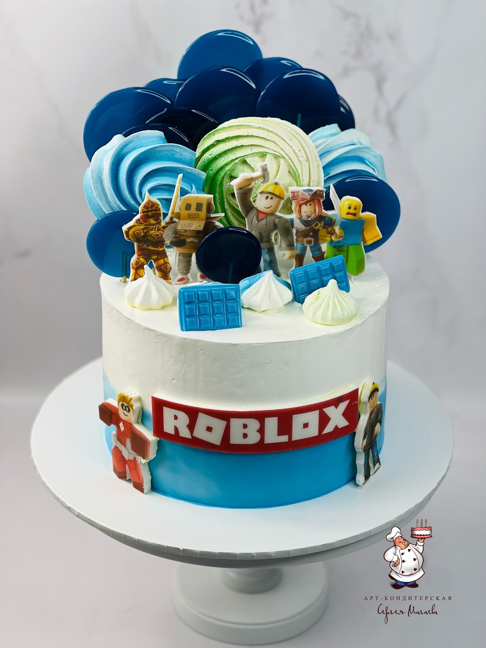 Идеи для украшения Роблокс торта в стиле фэнтези: превратите его в произведение искусства