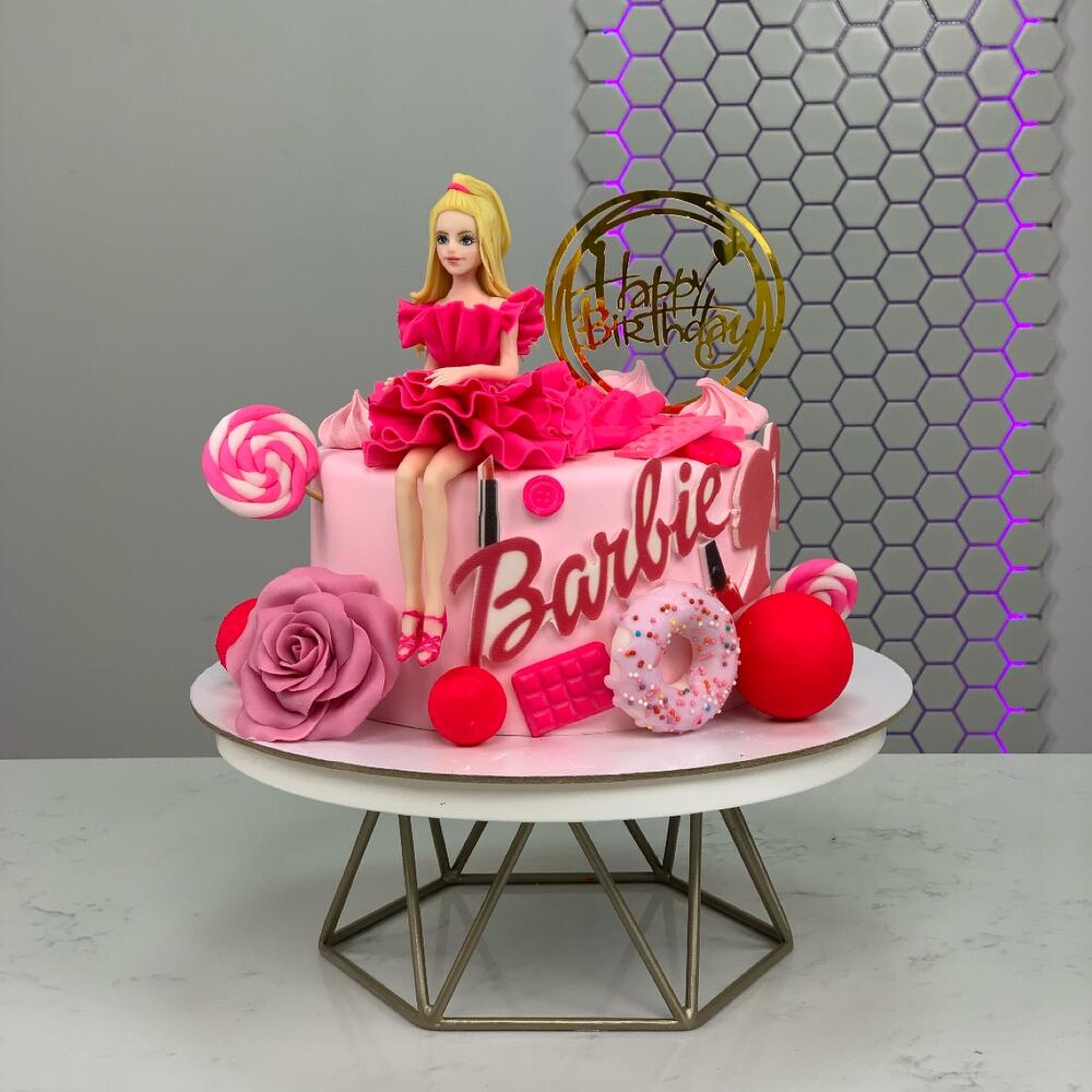 Фото Торта Барби - сказочный десерт